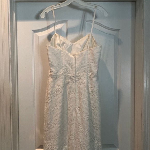 Allover Lace Tank Sheath Wedding Dress
GALINA WG3916 David’s bridal - Picture 12 of 14